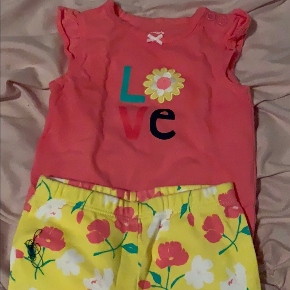 Carter’s Outfits - Picture 2 of 3